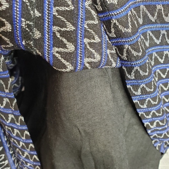 Wrap London Flowy Draped Blouse Shirt Geometric - Picture 3 of 7